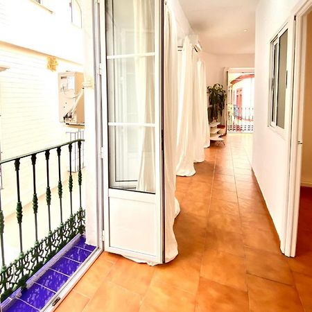 Comfortable Studio Old Town, Parking Optional 塞维利亚 外观 照片