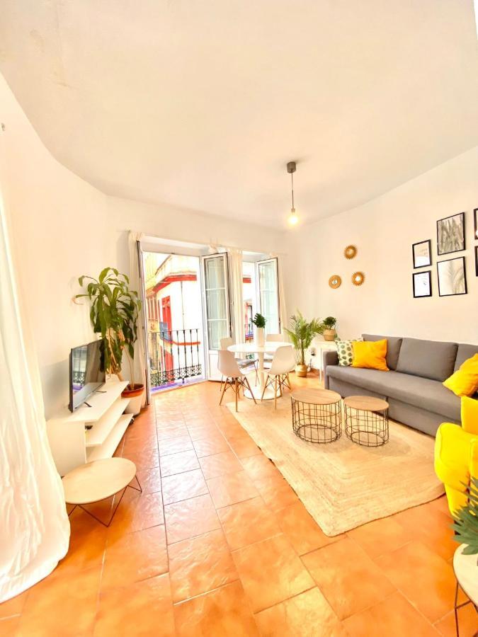 Comfortable Studio Old Town, Parking Optional 塞维利亚 外观 照片