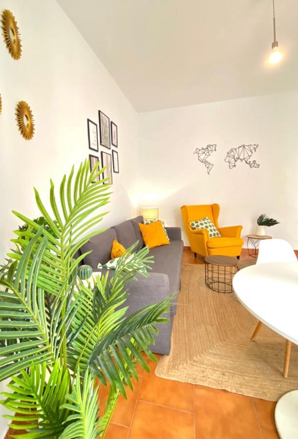 Comfortable Studio Old Town, Parking Optional 塞维利亚 外观 照片