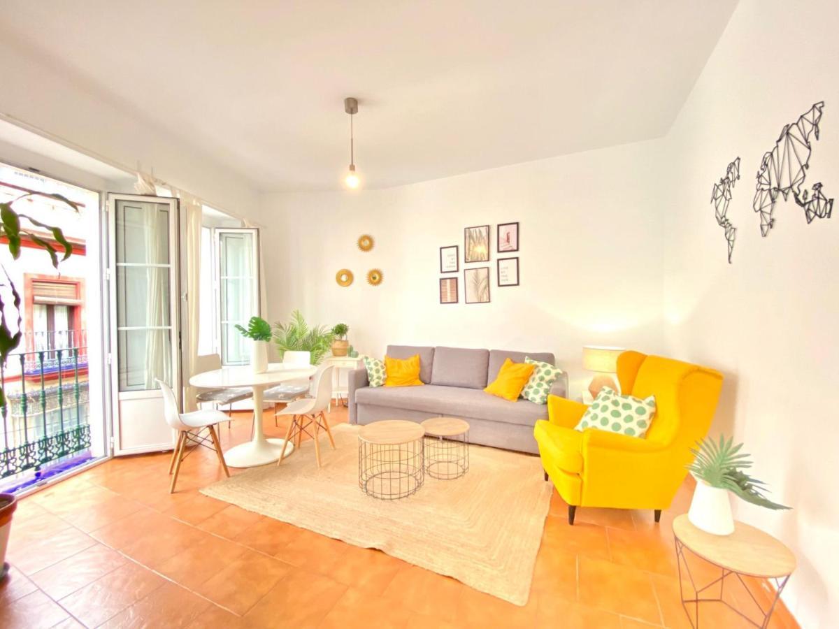 Comfortable Studio Old Town, Parking Optional 塞维利亚 外观 照片