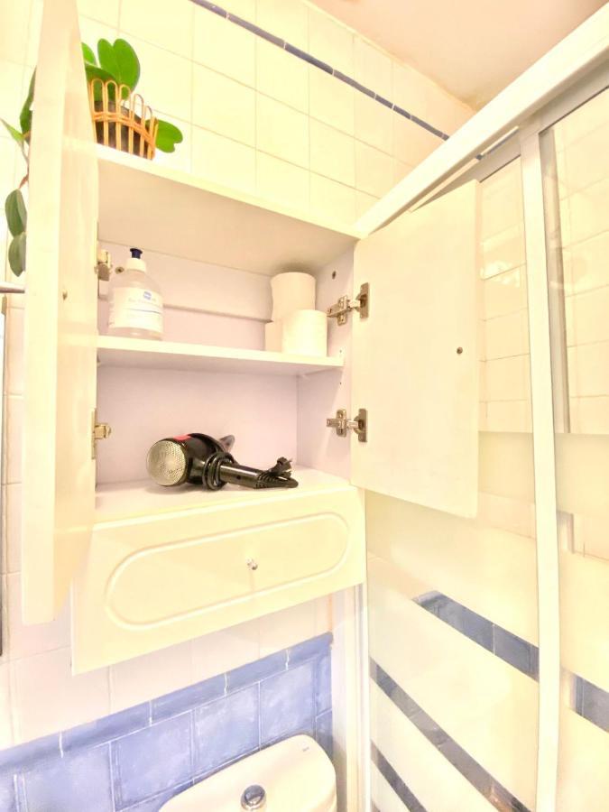Comfortable Studio Old Town, Parking Optional 塞维利亚 外观 照片