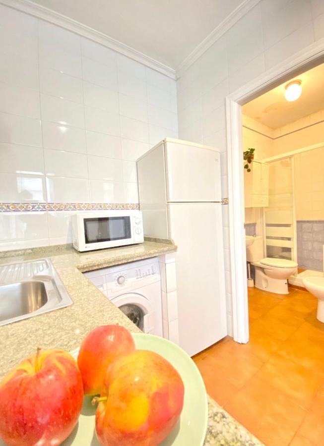 Comfortable Studio Old Town, Parking Optional 塞维利亚 外观 照片