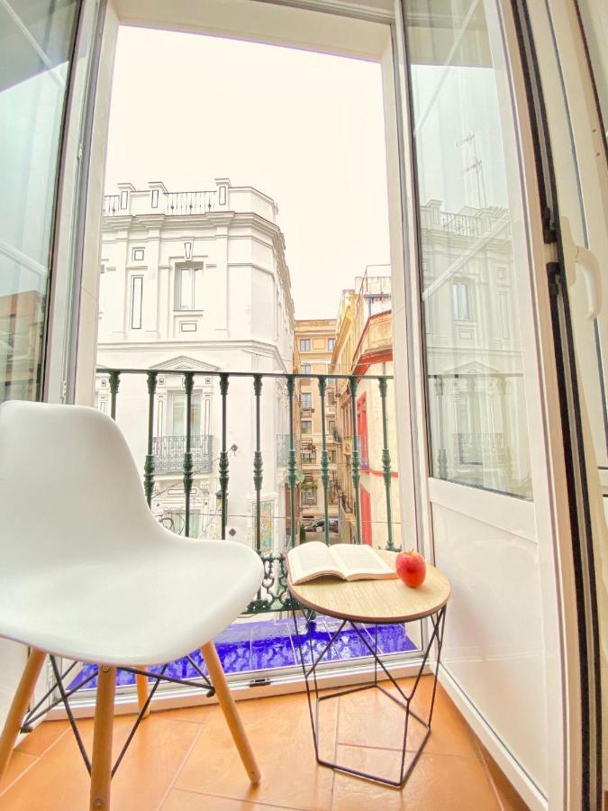 Comfortable Studio Old Town, Parking Optional 塞维利亚 外观 照片