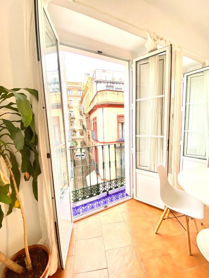 Comfortable Studio Old Town, Parking Optional 塞维利亚 外观 照片