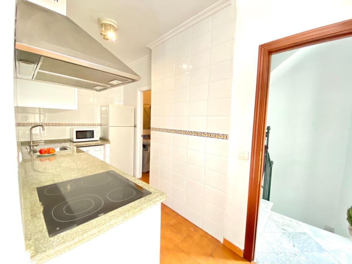 Comfortable Studio Old Town, Parking Optional 塞维利亚 外观 照片
